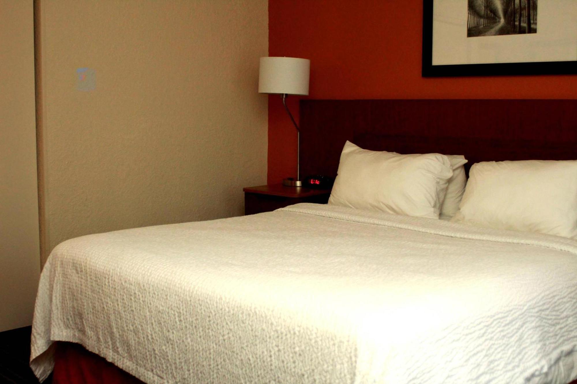 Fairfield Inn & Suites By Marriott Fairmont Zewnętrze zdjęcie